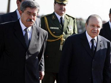 Ouyahia défend le bilan de Bouteflika et attaque ses détracteurs