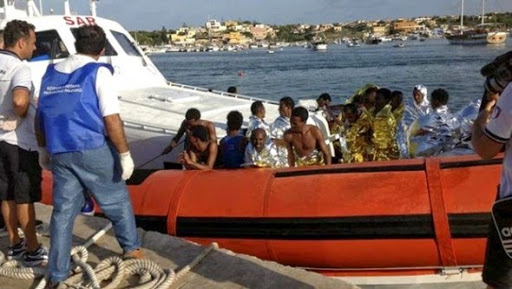 4.000 migrants secourus en 48 heures par l&rsquo;Italie (ministre)