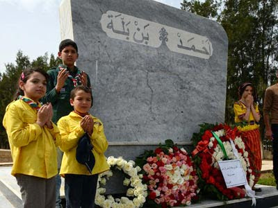 Ahmed Ben Bella est décédé il y a deux ans, Cérémonie de recueillement au carré des martyrs