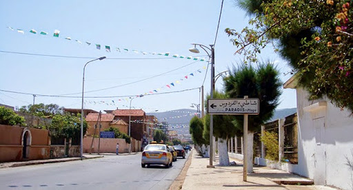 Ain el Turck : une grande commune sans gare routière