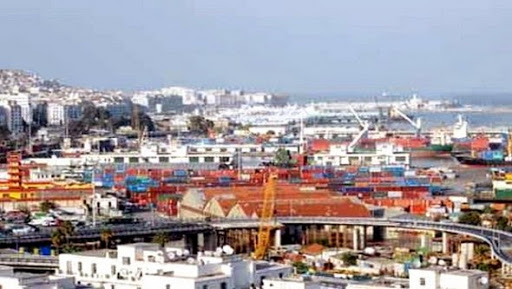 Algérie: excédent commercial de 2,6 mds USD au 1er trimestre 2014 (Douanes)