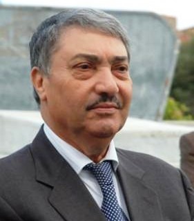 Au QG de campagne de Benflis, on évoque déjà des dépassements à Mostaganem et à Constantine