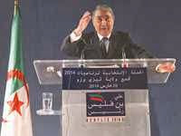 Benflis lors d’un meeting tenu dans sa ville natale Batna  «L’Algérie n’est pas à vendre»