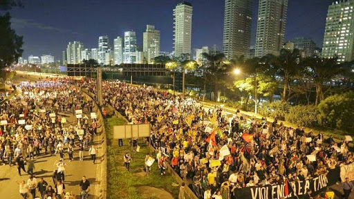 Brésil : «Voilà ce qui se passe dans le pays de la Coupe du monde !»