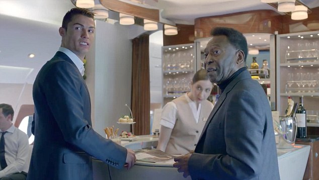 Cristiano Ronaldo et Pelé unissent leurs forces avec Emirates pour la nouvelle campagne