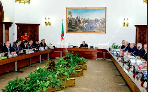 Future composante du gouvernement: Reconductions et nominations-surprises