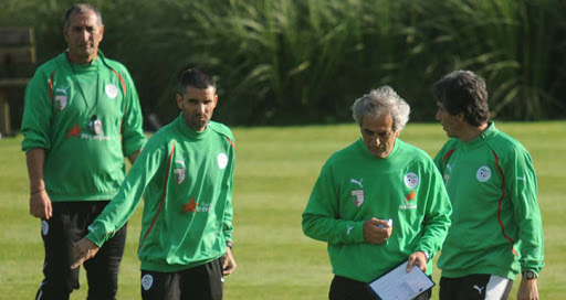 Halilhodzic donne de faux espoirs aux joueurs locaux