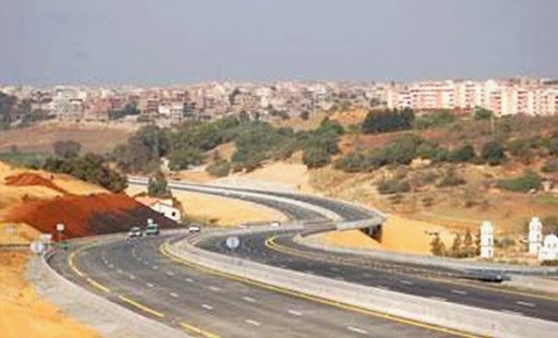 Le ministre des travaux publics lance plusieurs projets routiers dans la wilaya d’Alger