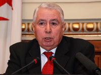 Meeting de Belkhadem et Bensalah à Batna : Retard et opposants au 4e mandat au menu