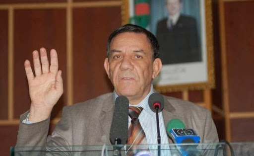 Moussa Touati plaide à Tlemcen pour une vie  »décente des Algériens »