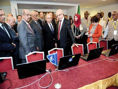 Présidentielle 2014, Cent observateurs de la Ligue arabe arrivent à Alger