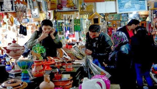 Public record au « printemps thermal de l’artisanat traditionnel » à Hammam-Debagh (Guelma)