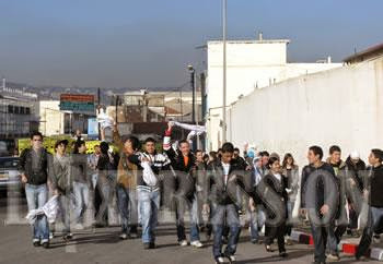 Santé, Éducation, Armée, Police… ces gisements de voix que draguent les candidats