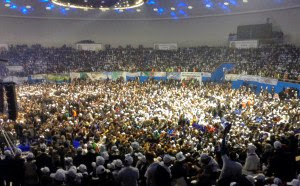 Ultime meeting de Sellal devant des dizaines de milliers de partisans