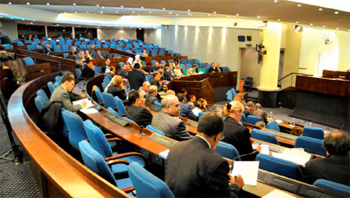 Dissolution ou maintien de l’APN : La polémique s’installe