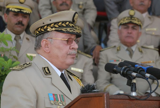 Le Général de Corps d&rsquo;Armée Ahmed Gaïd Salah appelle les éléments de l&rsquo;Armée à prendre exemple sur les hommes de Novembre