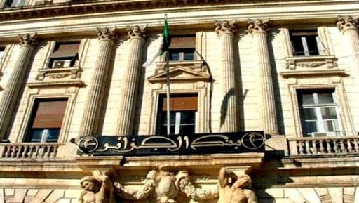 Les opérateurs économiques anticipent une baisse de la valeur du dinar