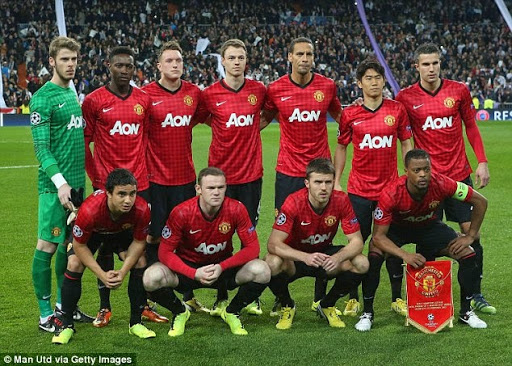 Manchester United gagne contre Hull City, pour l&rsquo;honneur de Giggs