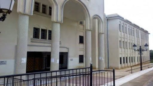 Mohamed Tahmi promet un milliard de dinars pour la réhabilitation du Lycée sportif de Draria