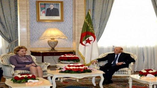 Ould Khelifa et Mme Valentina Matvienko passent en revue les moyens de renforcement de la coopération bilatérale