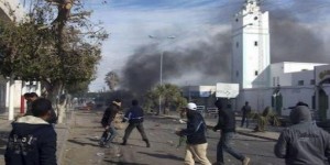 Tunisie: un soldat tué, 5 blessés par une mine à la frontière algérienne