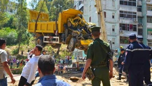 Un camion percute le mur d’un CEM à Skikda: deux collégiens tués et 6 autres blessés