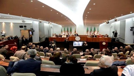 Un débat général sur les préoccupations des jeunes ouvert prochainement au Parlement