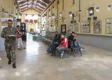 160.662 insoumis recensés : Les jeunes fuient le service national