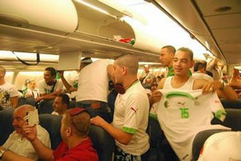 400 supporters Algériens rentrent chez eux