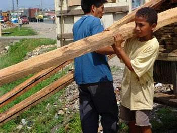 A l&rsquo;ugta et aux patrons joignent trois ministères, Une digue pour protéger les enfants
