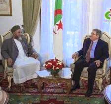 Algérie: Ahmed Ouyahia reçoit Madani Mezrag
