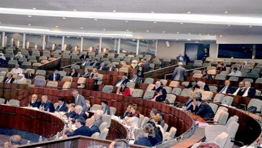 Appréciations mitigées des chefs des groupes parlementaires