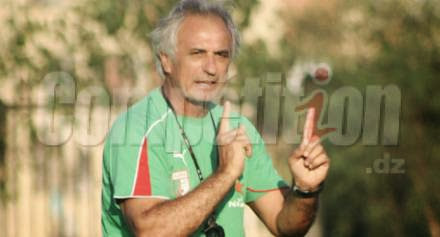 Après avoir ouvert la séance de lundi soir au public, Halilhodzic impose le black-out