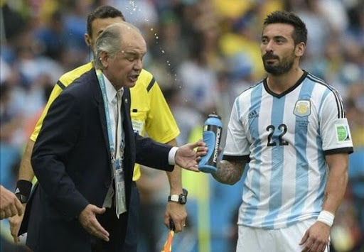 Argentine : lavezzi « lave » son sélectionneur – vidéo