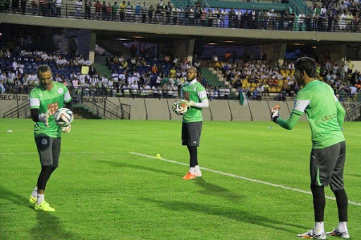 EN : 8 mois après, Mbolhi retrouve sa place