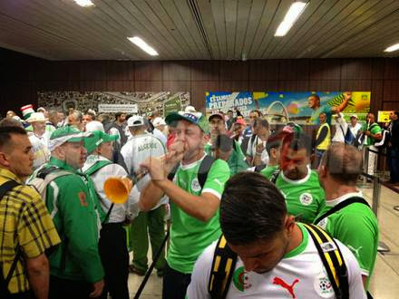 EN : Les derniers fous des Verts débarquent