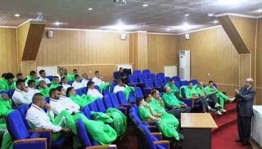 EN – Raouraoua réuni les joueurs à Curitiba