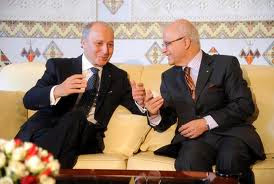 Fabius a Alger : Mali, libye et… gaz de schiste