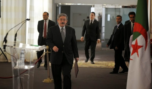 Il a clarifié certaines zones d’ombre du jeu politique, Ouyahia clair, net et précis