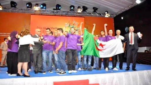 Jenia Take Control obtient le premier prix de la jeune entreprise en 2014