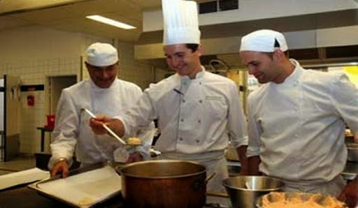 La ministre du Tourisme souligne la nécessité d&rsquo;améliorer la formation pour atteindre l&rsquo;excellence