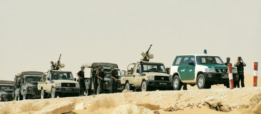 L’armée algérienne opère une démonstration de force aux frontières avec la Libye