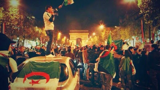 Le Bloc identitaire veut interdire les drapeaux algériens les jours de matchs