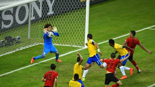 Le Brésil est tombé sur ochoa