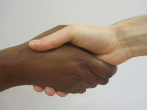 Le ministre algérien des A.E. entame une visite en Chine