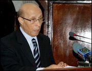 Le nouveau président égyptien reçoit M. Larbi Ould Khelifa