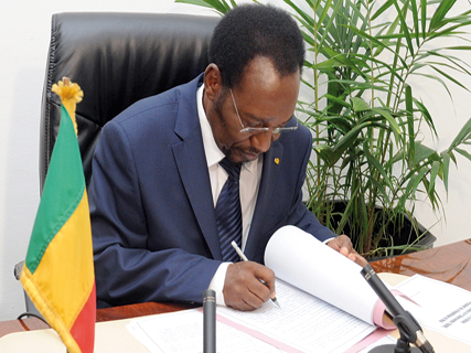 Les consultations menées en Algérie conçues pour la préparation des négociations avec le gouvernement malien (MNLA)