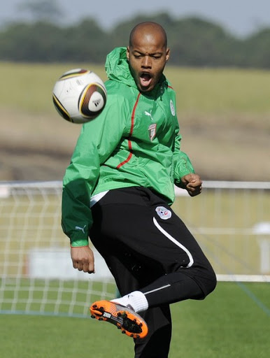 M’bolhi, l’un des meilleurs gardiens du Mondial !