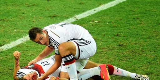 Müller a fini en sang