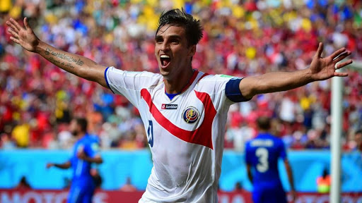 Qui l&rsquo;eût cru ? Le Costa Rica émerge le premier du groupe de la mort et enterre l&rsquo;Angleterre